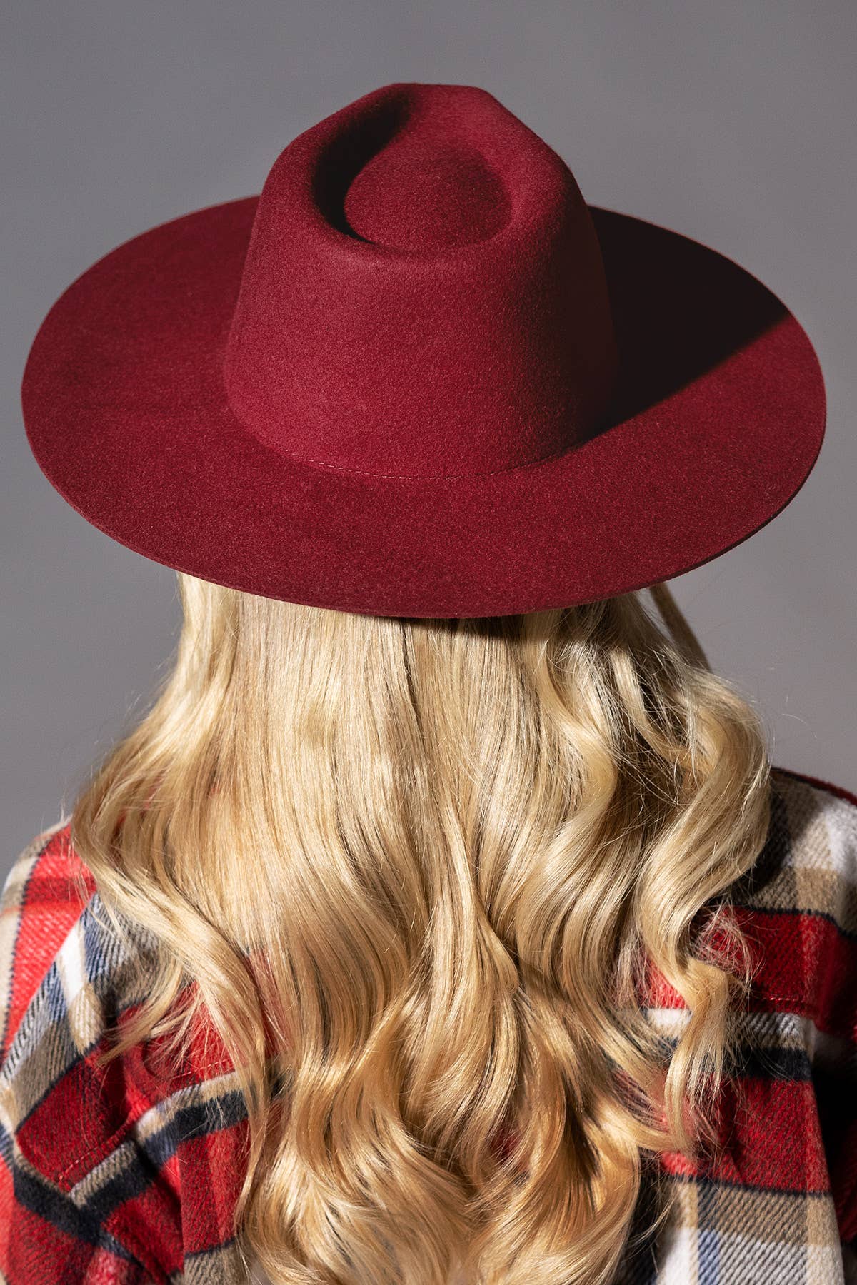 Urbanista – Großhandel Fedora-Hut – Damen – 100 % australischer Woll-Panama-Hut mit Tropfen-Krone und steifer Krempe – Ruggine14