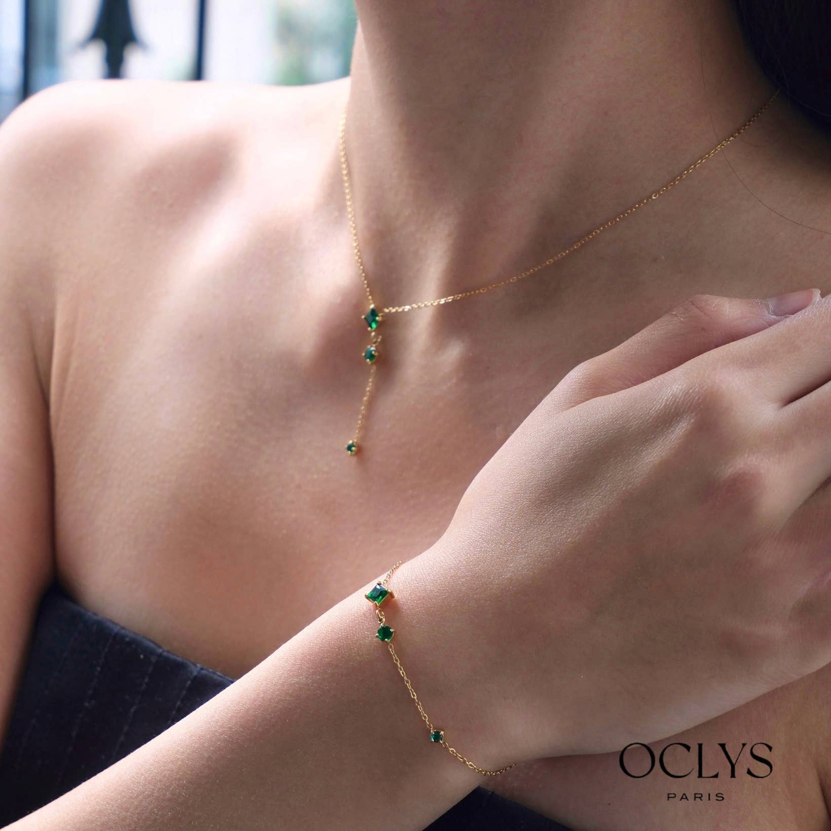 Oclys – Großhandel Gliederhalskette – Goldene Halskette mit farbigen Strasssteinen aus Edelstahl „Ariana“2