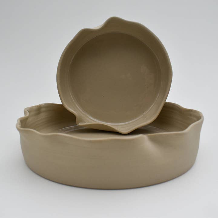 Unika Studio - Wholesale Dinner Plate - Bistro Plate | Sand Handmade Stoneware Ceramic Dinner Serving Plate3