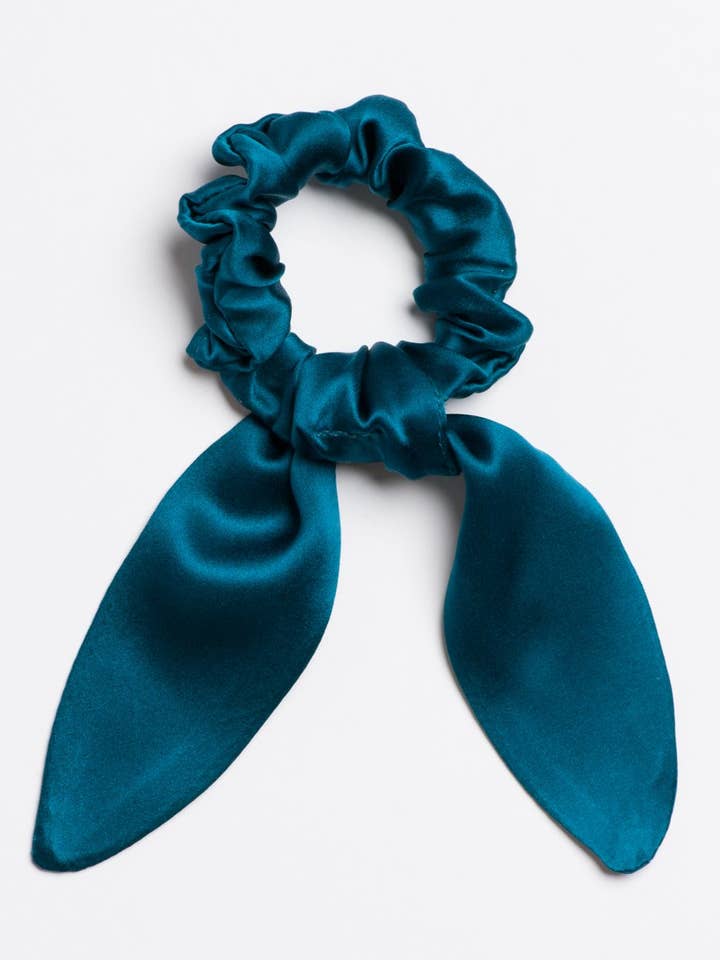 River Deep Scrunchie Slips för wholesale av I'm With The Band