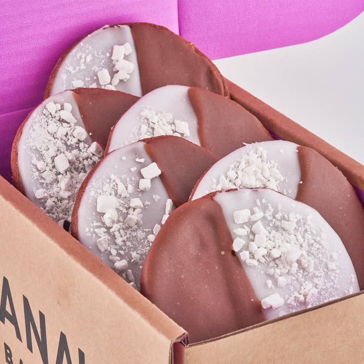 Dana's Bakery – wholesale Kakor – Rocky Road Svarta och Vita