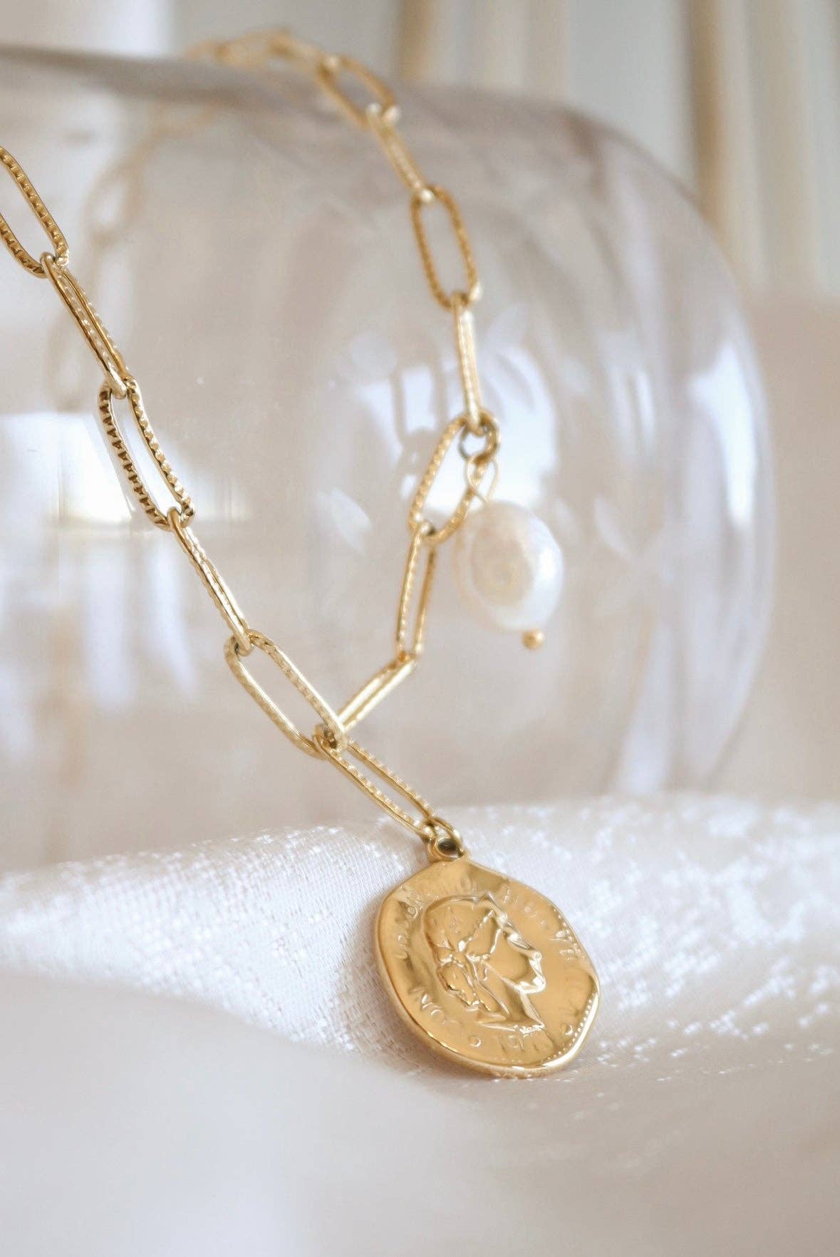 Lia Reese Canada - Wholesale Pendant/Charm Necklace - The Margo3