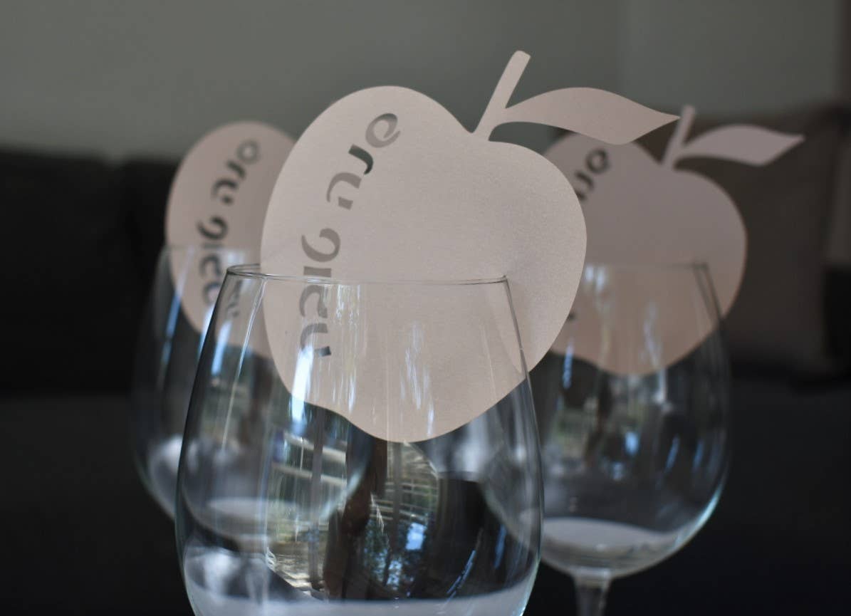 thekitcut - Wholesale Decal - Party Decorations - Apple glass decoration | Rosh Hashanah | Hebrew Shana Tova3