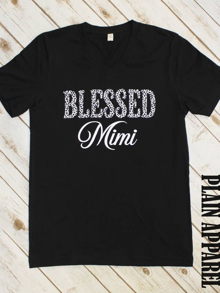 Cheetah Blessed Mimi T-Shirt mit V-Ausschnitt für den Großhandel von Plain Apparel Tees