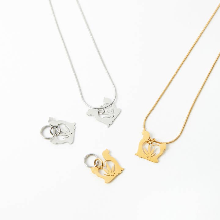 PET CHARM & NECKLACE SET for wholesale by Frankie Smoke