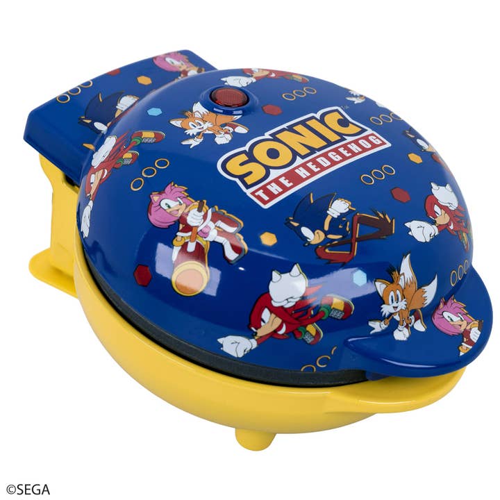 Uncanny Brands - Wholesale Kitchen Appliance - Uncanny Brands Sonic the Hedgehog Mini Waffle Maker5
