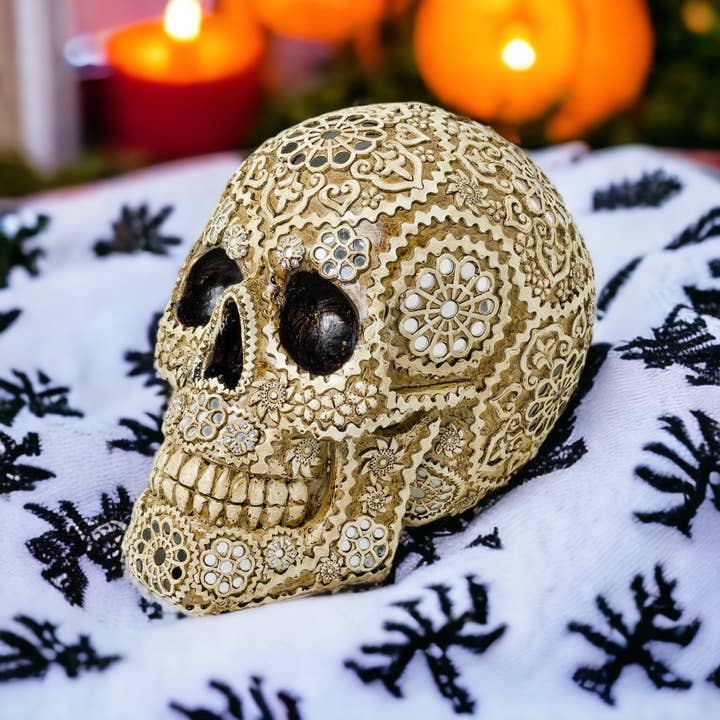 Febland - Wholesale Sculpture - Striking Jewelled Gothic Skull Sculpture Home Decor2