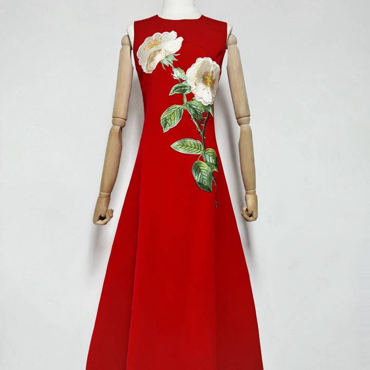 Productseeker - Wholesale Dress - Women's - DR750Y Sleeveless 3D Floral Embroidered Elegant Long Dress9