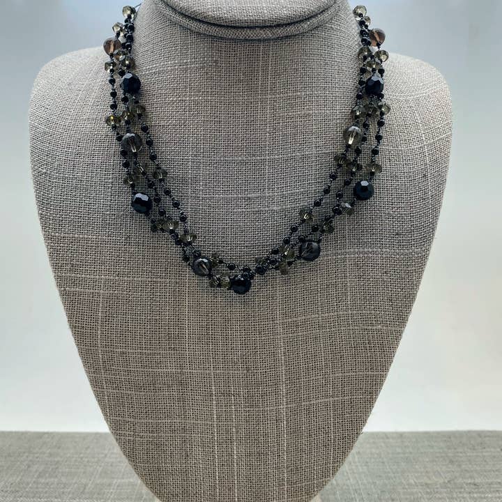 Crossroads Accessories Inc - Venta al por mayor Collares de cuentas/perlas - Collar triple hilo piedras semipreciosas