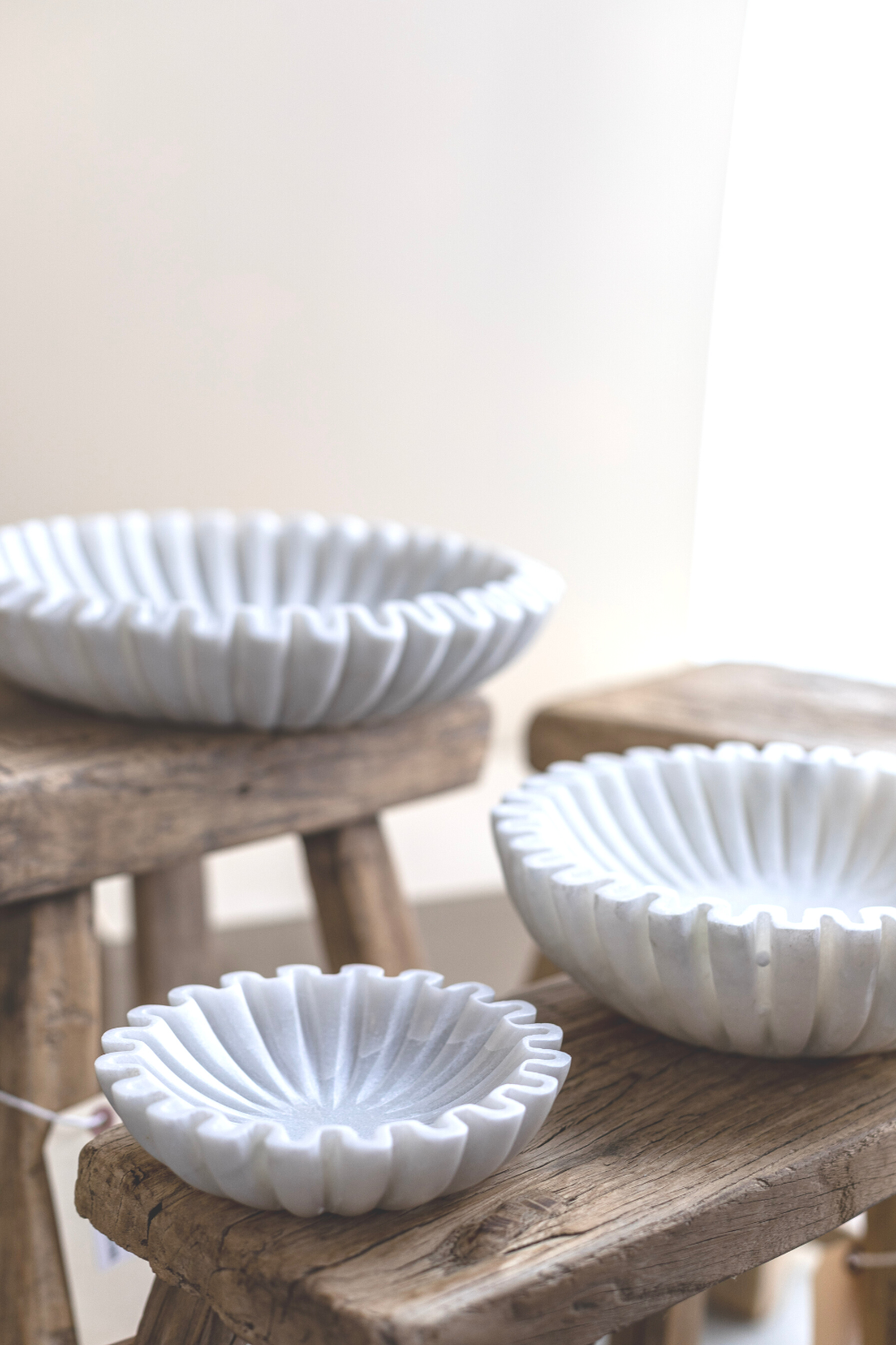 Luxe B Co – wholesale Bowl – Marble Fluted Scalloped Bowls5