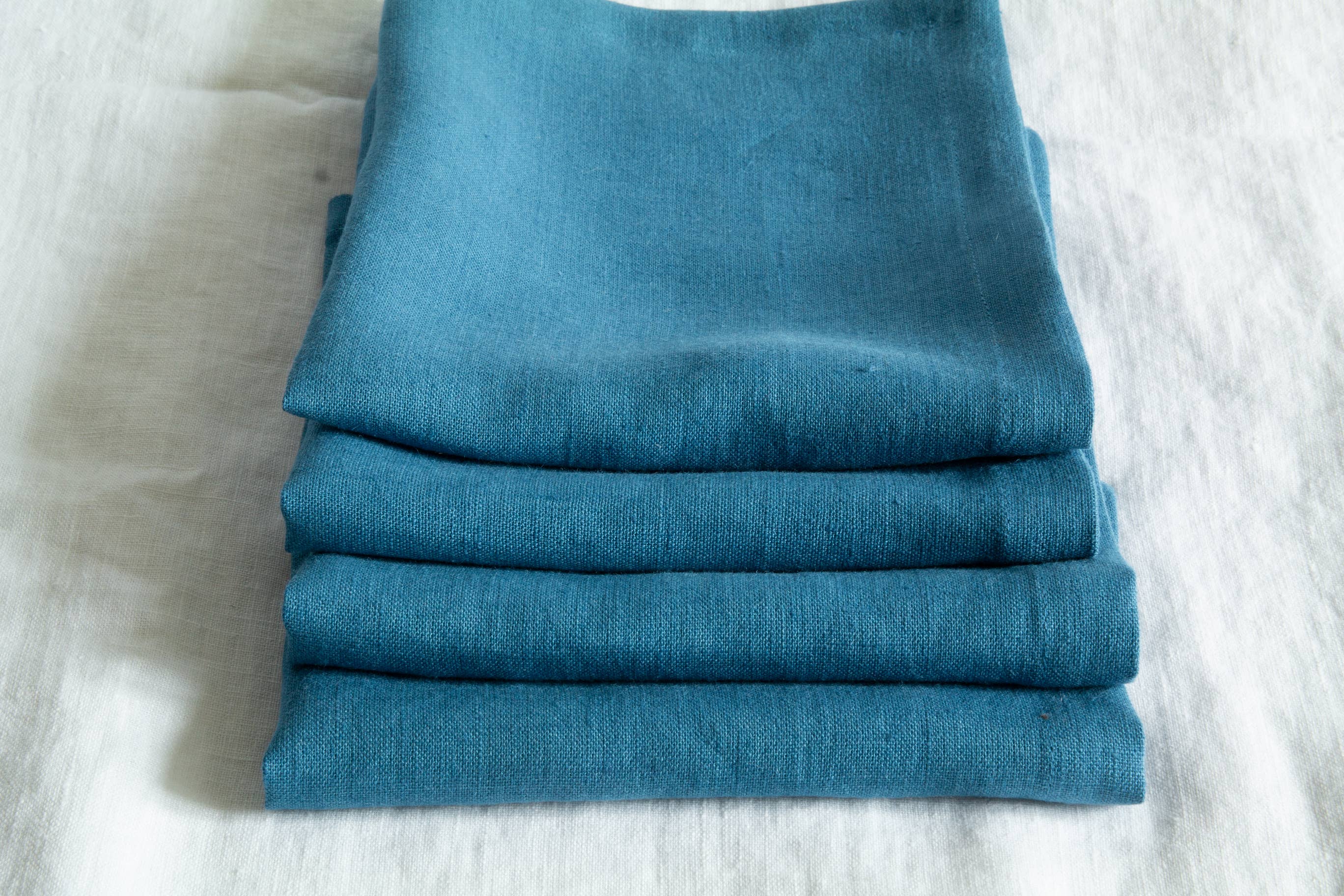 Liem Home – wholesale Dinner & cloth napkin – Linen napkins with Personalized Embroidery text or LOGO1