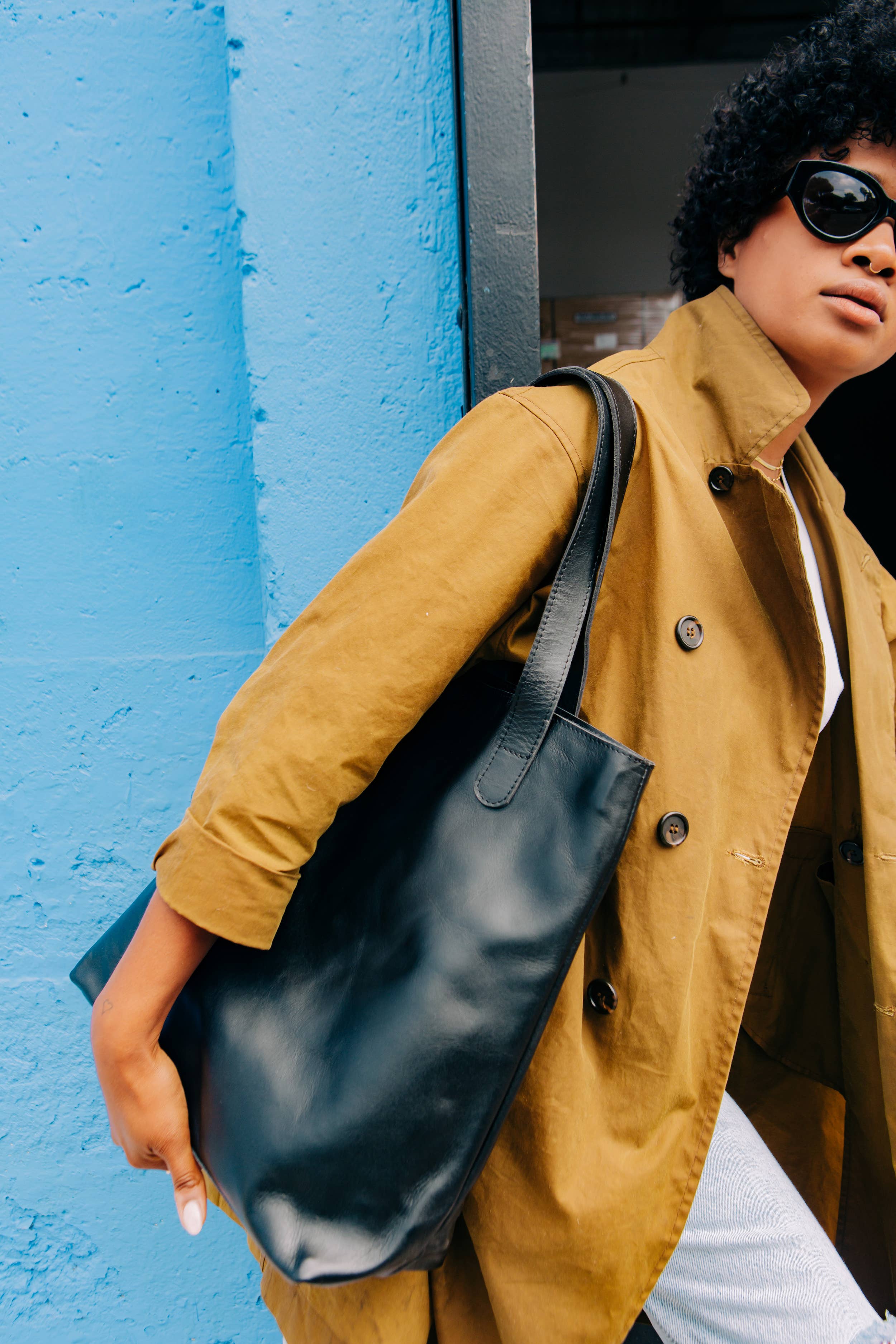 UnoEth - Wholesale Tote Bag - Women's - Hanna Leather Tote4