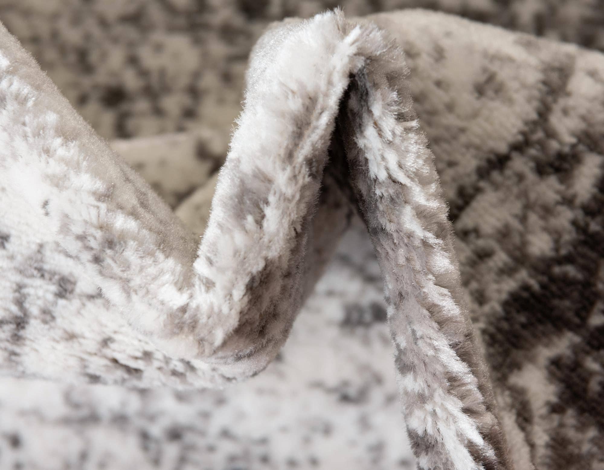 Rug Mart - Wholesale Area Rug - Traditional French Inspired Casino Rug (Rectangular)54