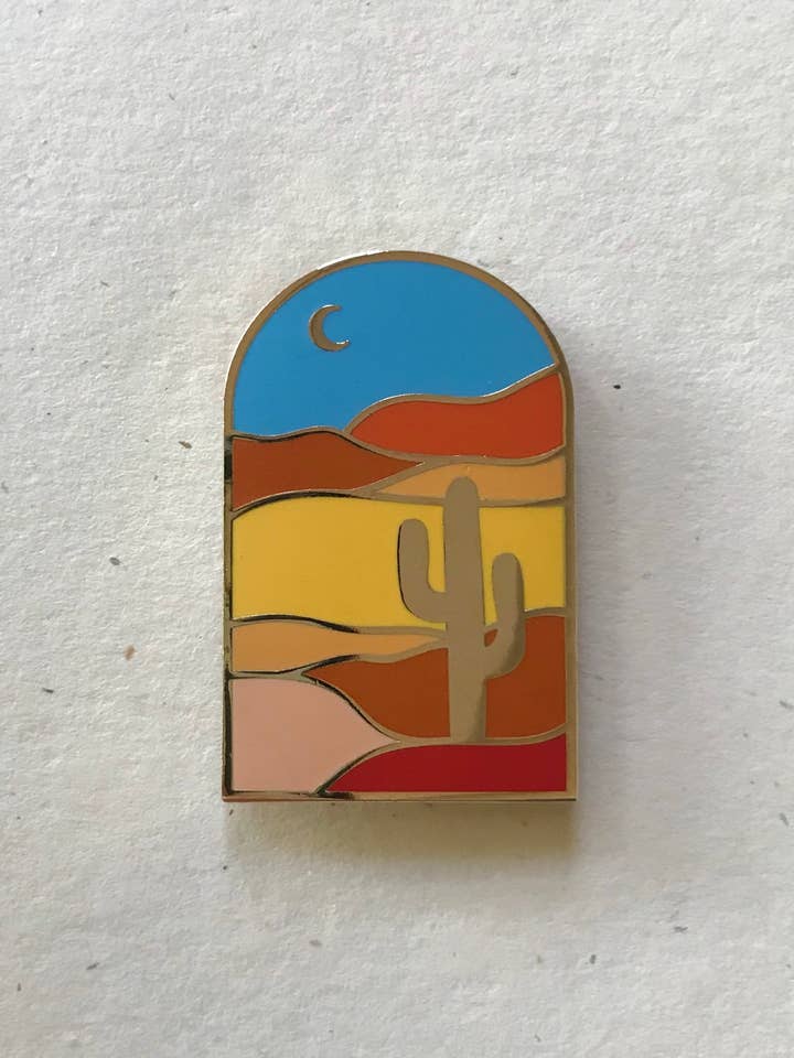 Desert Emaille Pin voor wholesale door Unexpected Flair