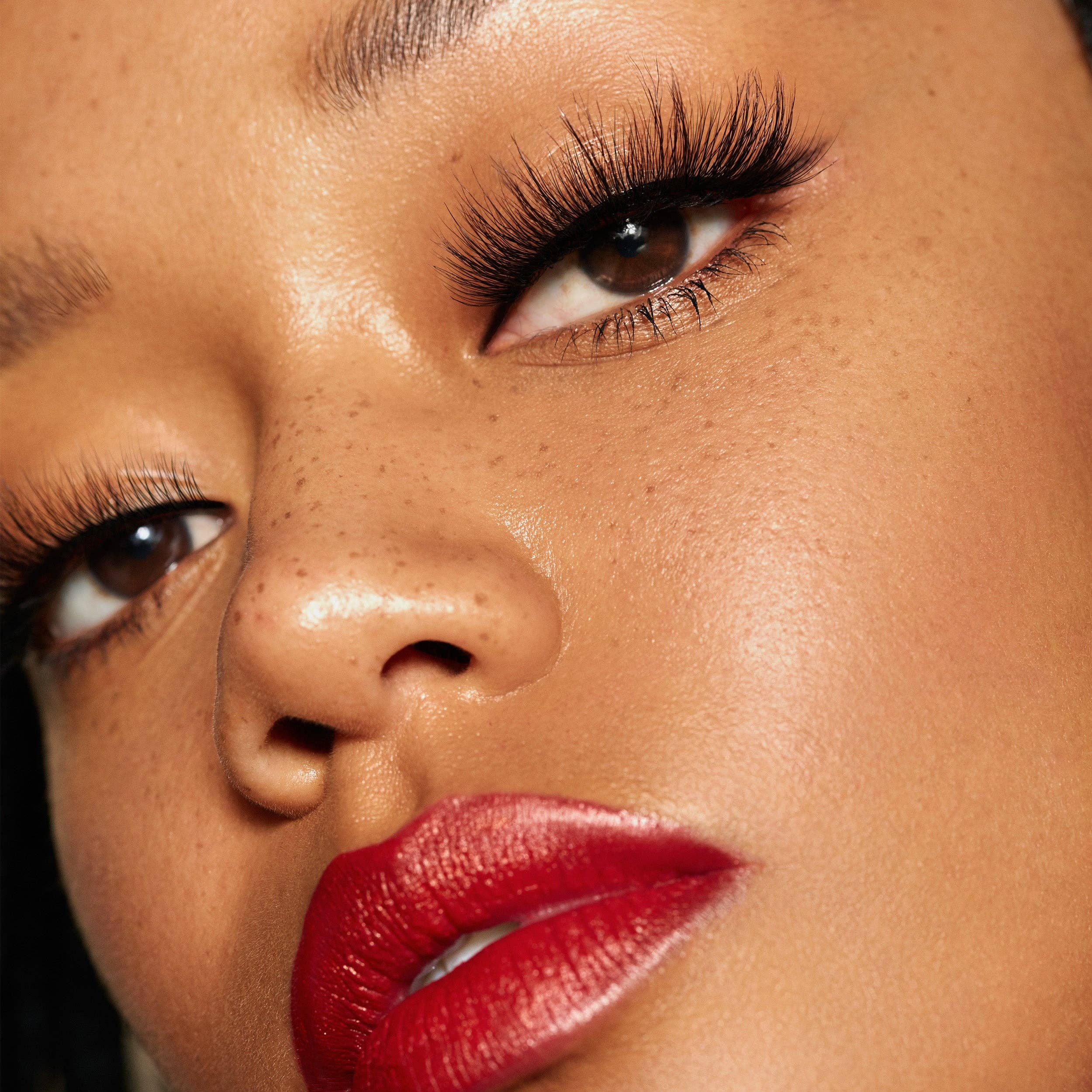 Lola's Lashes - Wholesale False/Fake Eyelashes - Ruby Strip Lashes2