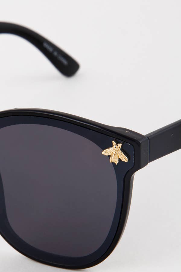 mix Butterfly Bee Studded Fashion Sunglasses for wholesale on Faire4