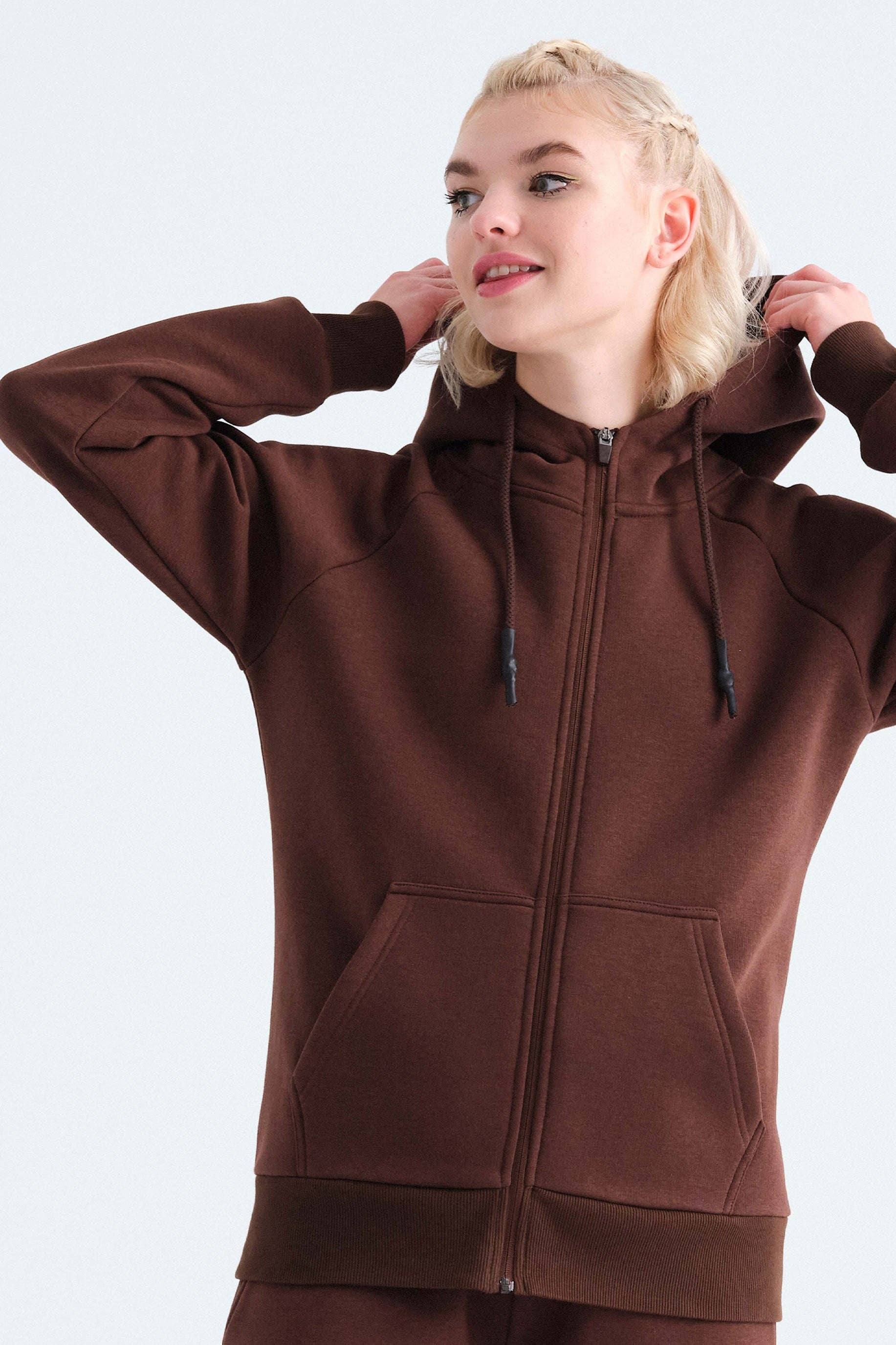 Rockupy - Wholesale Hoodie - Unisex - Chocolate Chris Unisex Zip Up Hoodie1