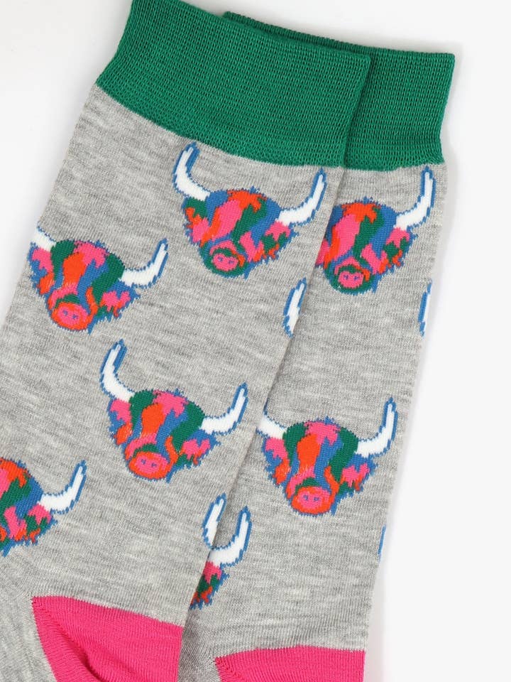 Sock Talk - Wholesale Socks - Men's - Men's Rainbow Highland Cow Print Bamboo Socks in Grey1