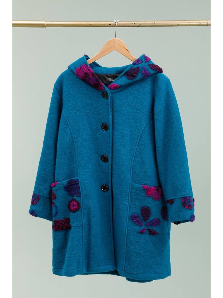 la maison des fibres naturelles - Wholesale Coat - Women's - Embroidered coat 99025 80% wool 20% polyester22