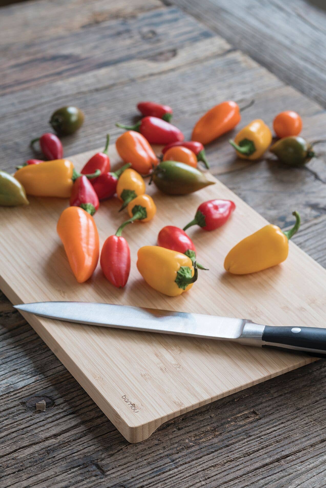 bambu® - Wholesale Cutting Board - Undercut Bamboo Cutting and Serving Board7