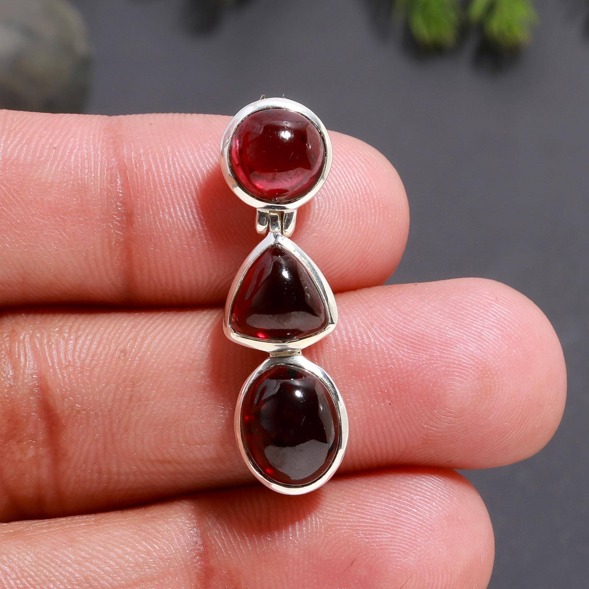 AG 925 JEWELLERY - Wholesale Individual Charm/Pendant - 925 Silver Triple Garnet Drop Pendant1