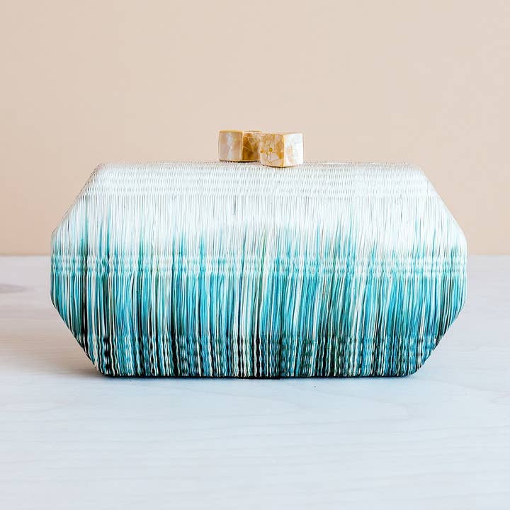 Pochette Teal - Pochette faite main | LIKHÂ pour la vente par LIKHÂ