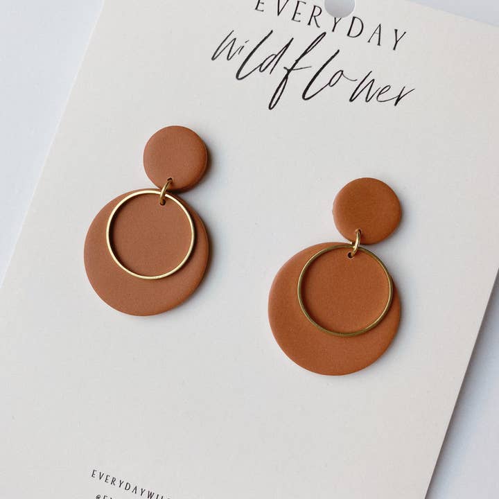 Boucles d'oreilles en argile polymère | The Faith pour la vente par Everyday Wildflower