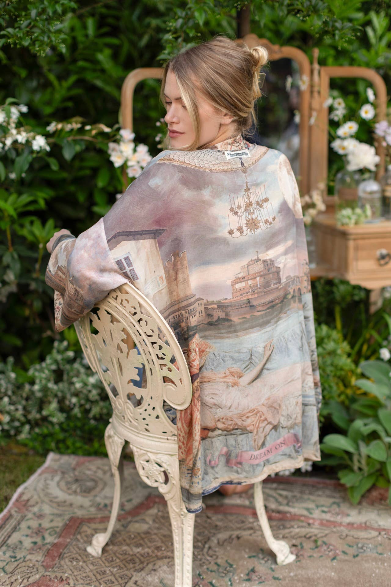 Market of Stars (Worldwide) - Wholesale Kimono - Women's - Imaginarium Matinée Duster Kimono w/ Moon mid-length7