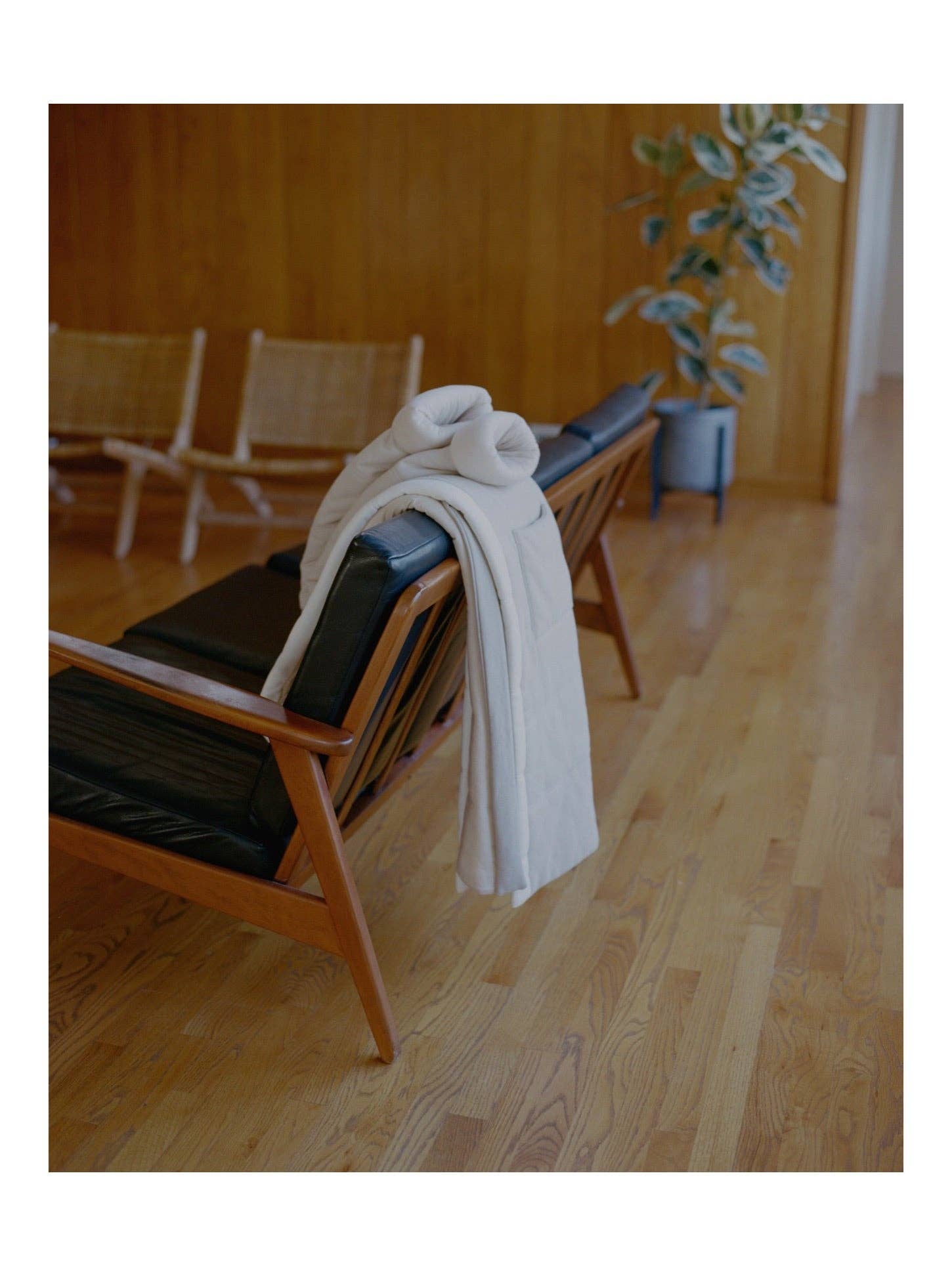 OFFHOURS - Wholesale Robe - Women's - Affogato11