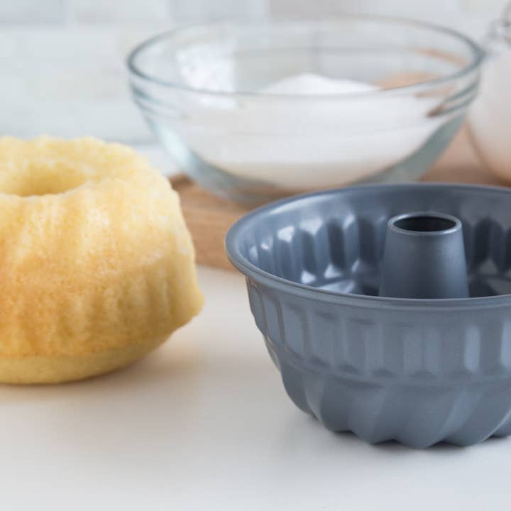 Fox Run Brands - Wholesale Cake Pan - Fox Run Non-Stick Mini Fluted Pan with Center Tube, 4.25"