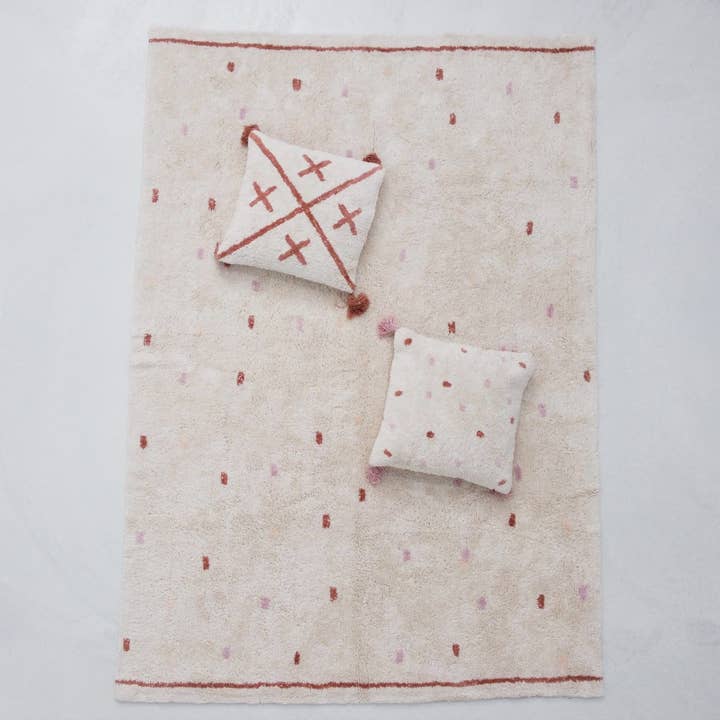 Tapis berbère en coton rose à pois pour la vente par Oh Happy Home