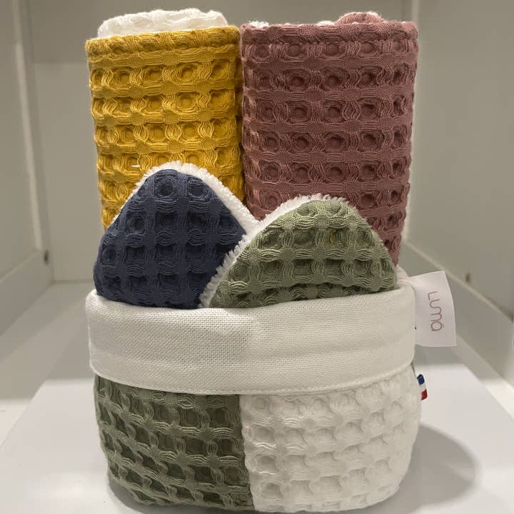 Lumä - Wholesale Face & Body Wipes - Mixed basket (washable cotton pads + face towels)6