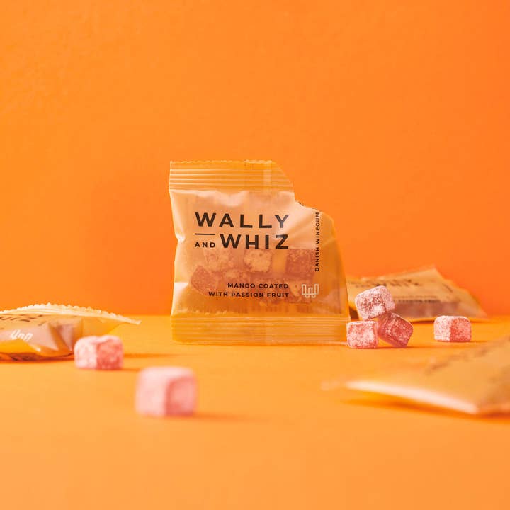 Wally and Whiz - Wholesale Gummy - Mango with passion fruit - 30 bags, 330g