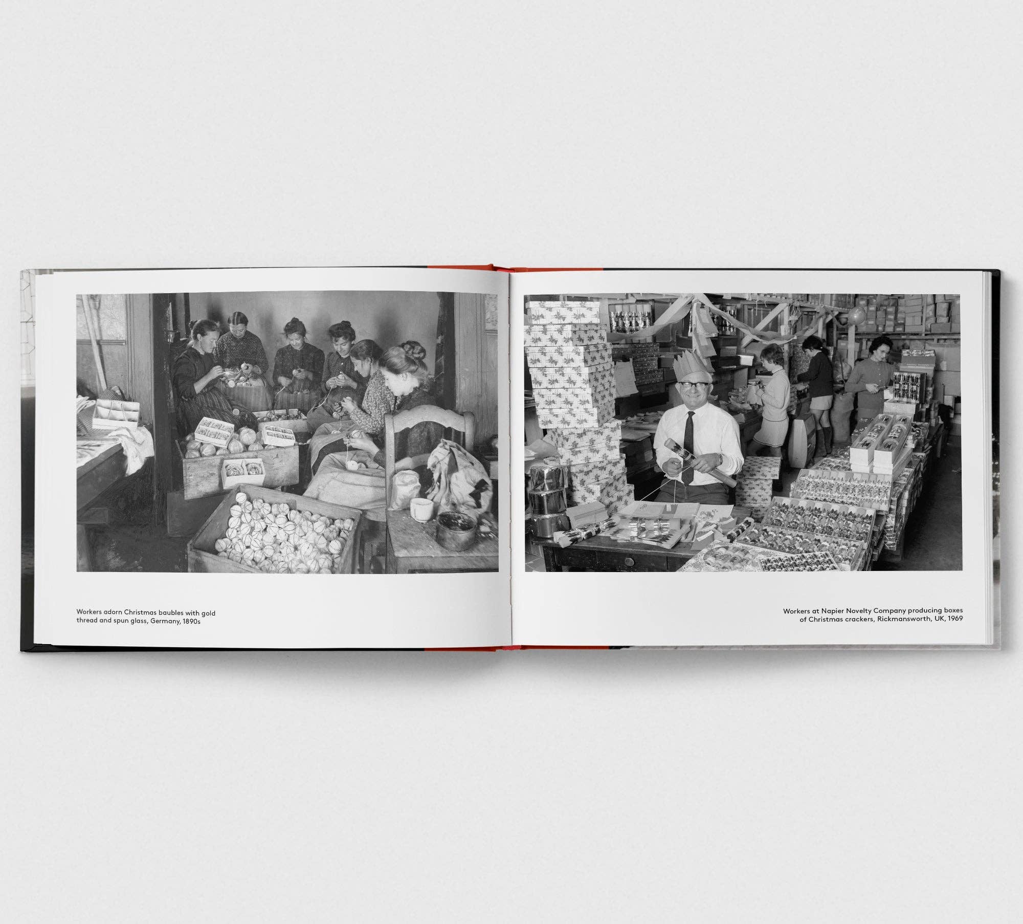 Hoxton Mini Press – wholesale Display book – A Very Vintage Christmas4