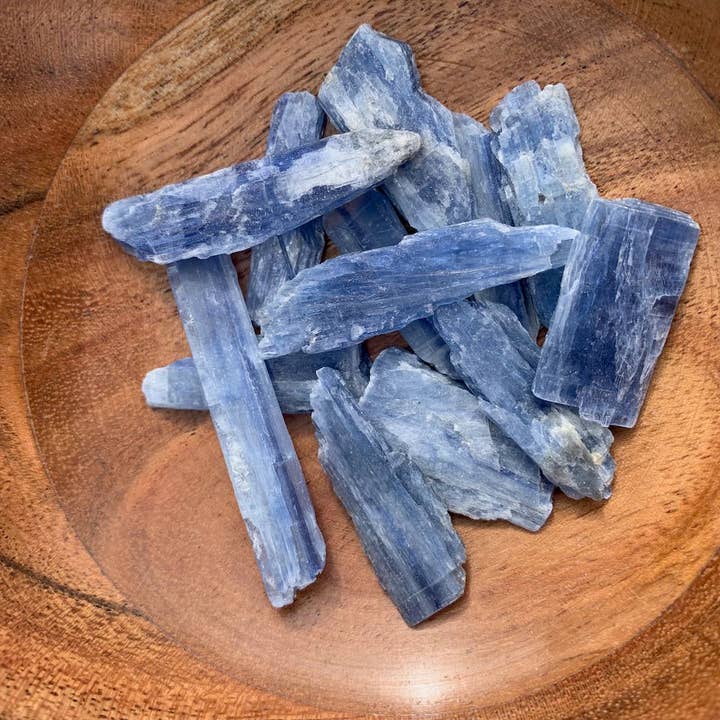 Copper Moon Crystals - Wholesale Spiritual Stone/Crystal - Blue Kyanite Blades | Beautiful Kyanite Crystals from Brazil
