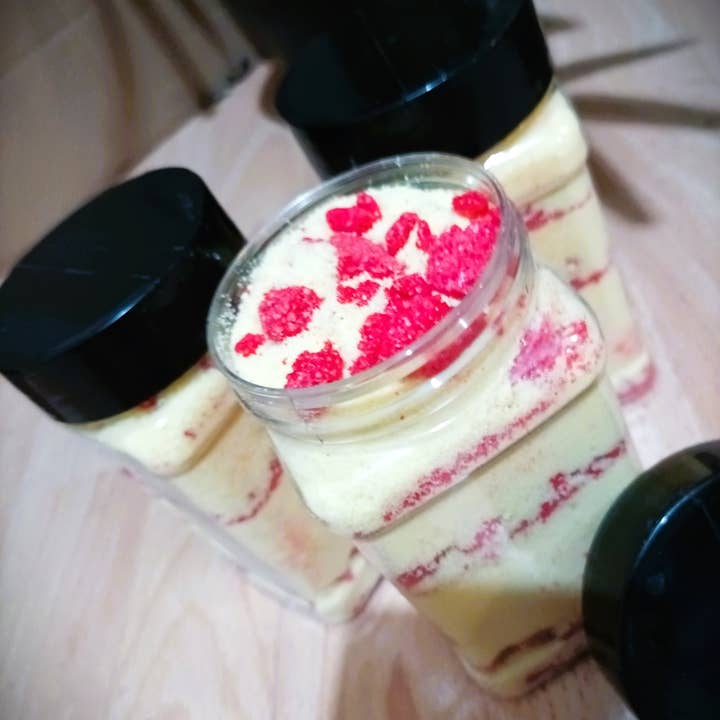 Bath dust Shakers for wholesale by Mum & Co Soaps