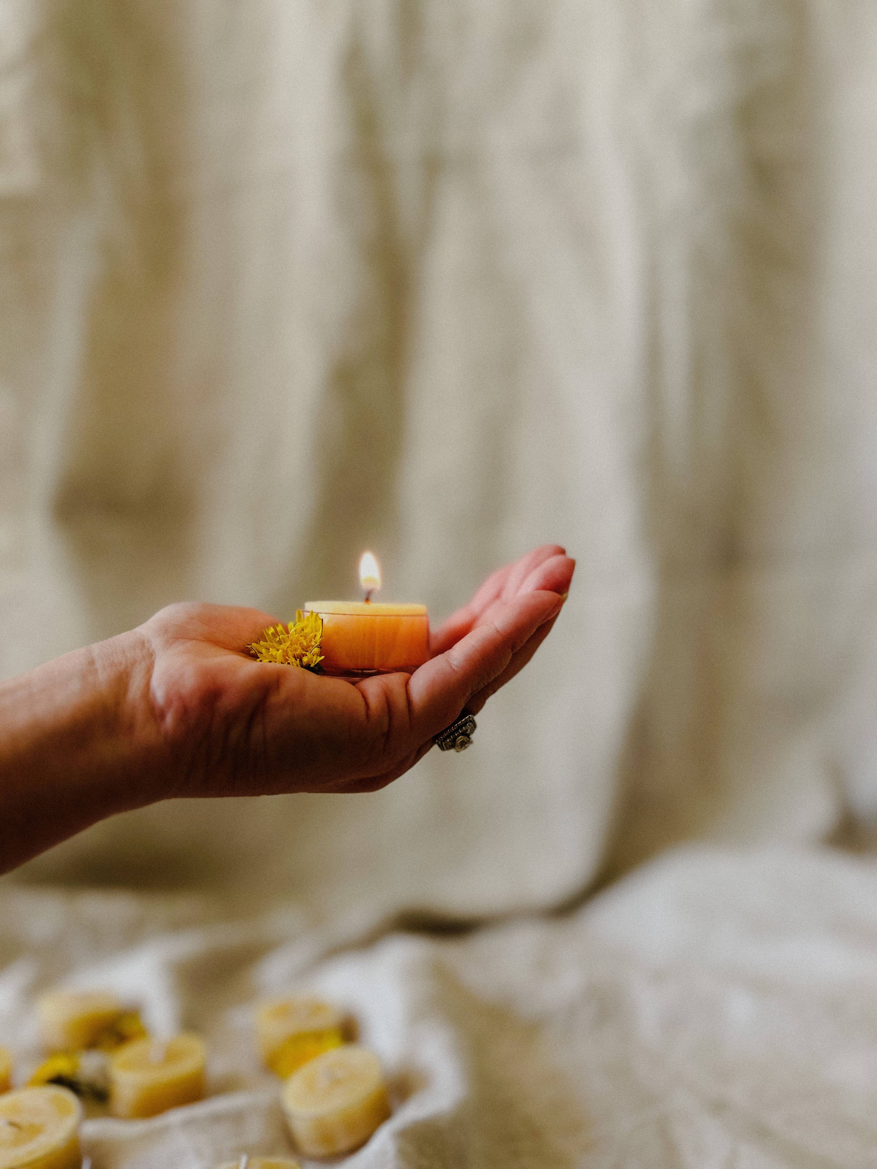 Busy Bees Candle Co. - Wholesale Tea Light Candles - Tealight Candles3