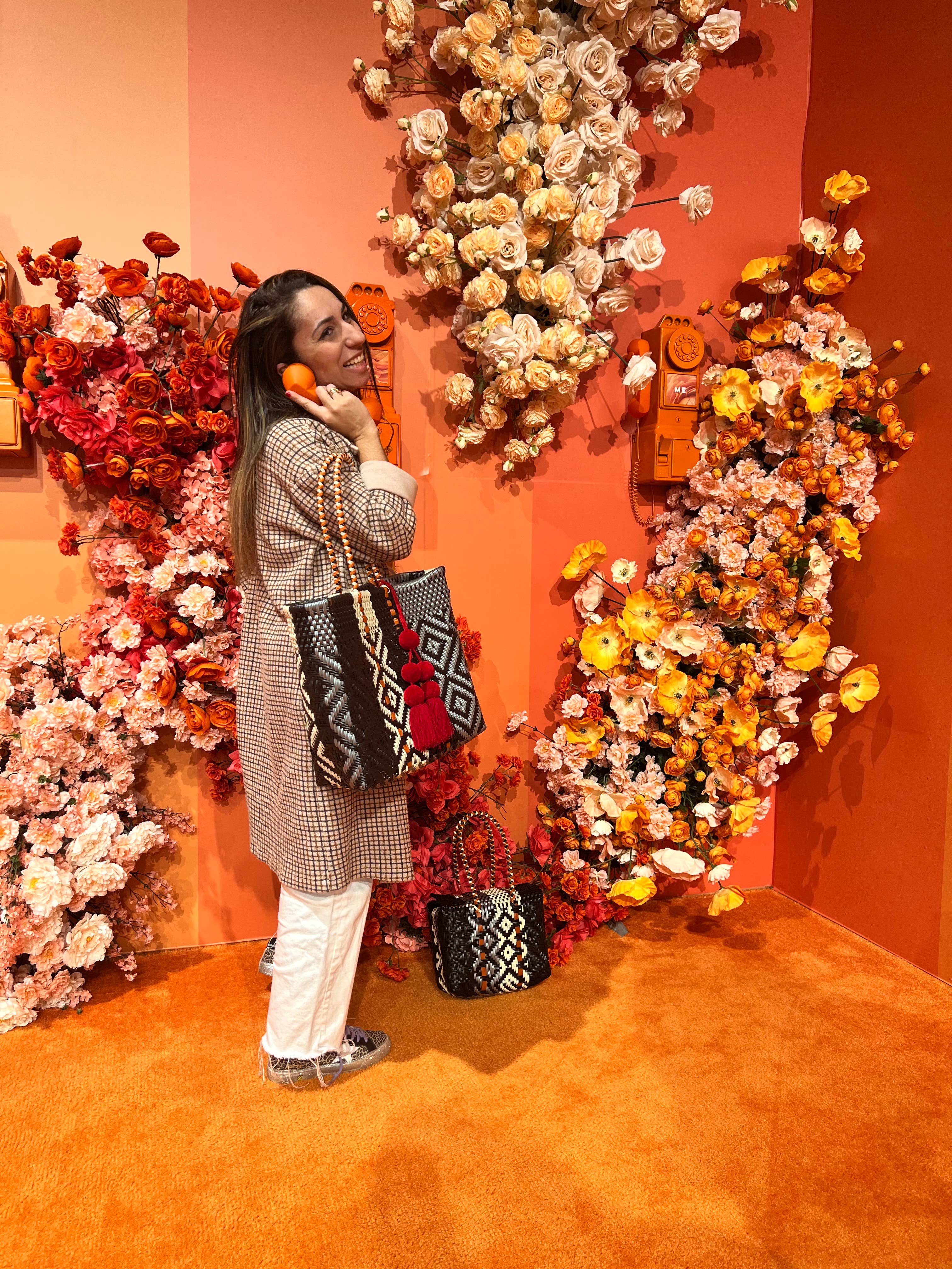 The Faria – Saco de praia por atacado – Bolsas Praia Artesanais Preto e Laranja em Plástico Reciclado6