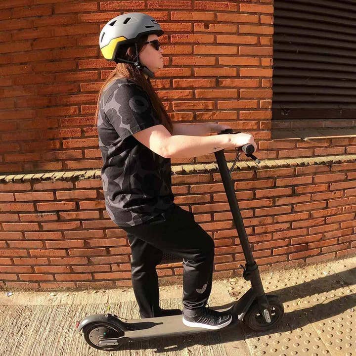 Gabbiano Gull | Casco XNITO | Casco da bici elettrica in vendita all'ingrosso su Faire