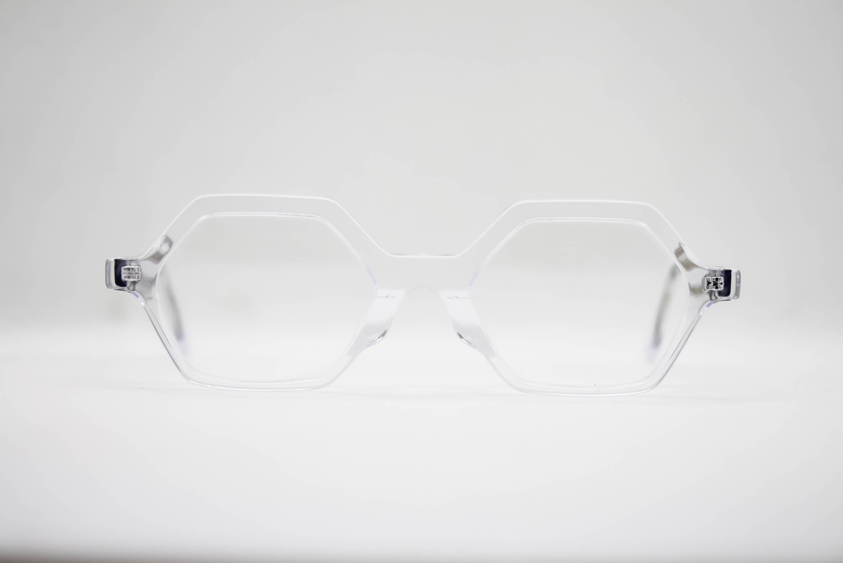 Lussier - Wholesale Eyeglasses - Women's - APOLLO0