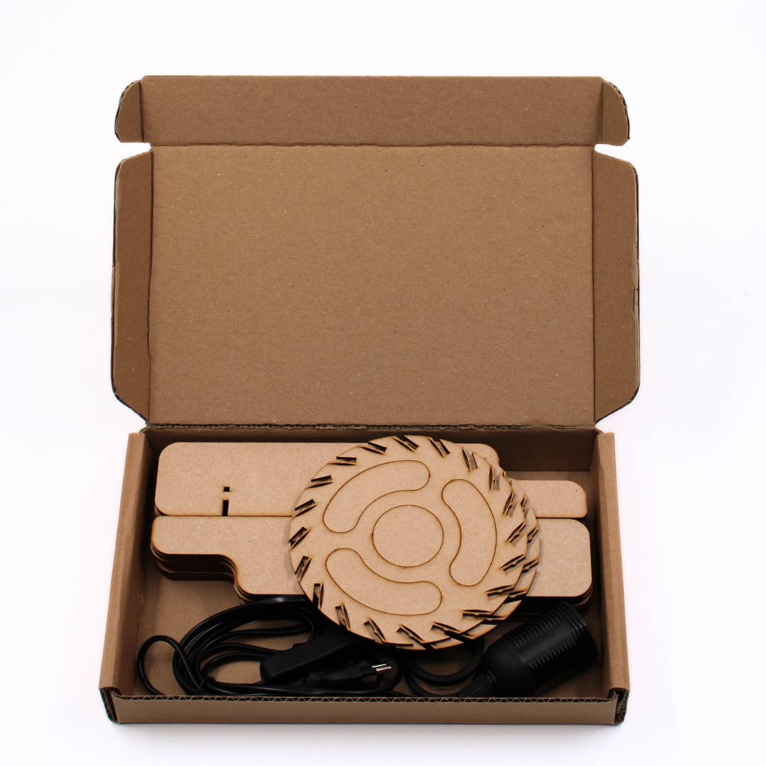 Van Tjalle En Jasper - Wholesale Accent/Desk Lamp - Nova Table Lamp6