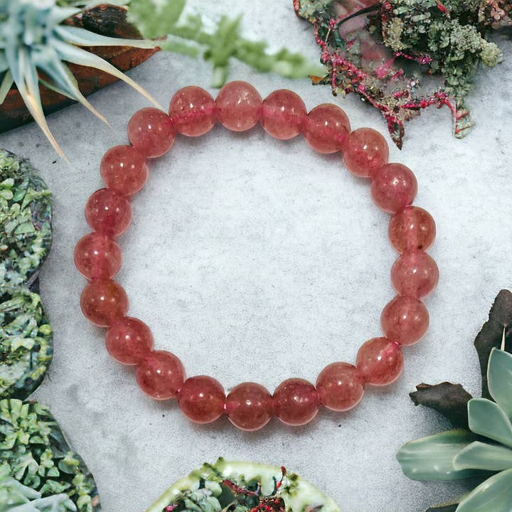 Bracciale al quarzo con fragola. per la vendita all'ingrosso da parte di Amethyst Treasures