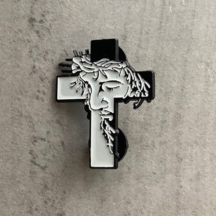 Faithstrings – wholesale Brooch – Pin Badge Christian Gift Cross Crown of Thorns God Jesus 1