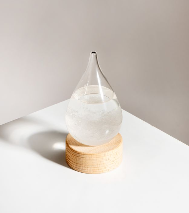 L'expressionist - Wholesale Decorative Tabletop Object - Baby Storm Glass2