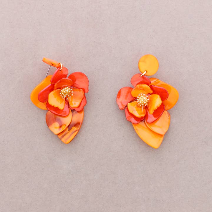 Sonata - Vendita all'ingrosso Gioielli a scatto - Orecchini pendenti in resina a forma di fiore7