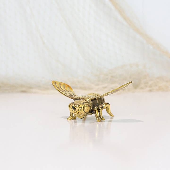 Coast Imports - Wholesale Decorative Figurine - Bee - Honey (L) #01651