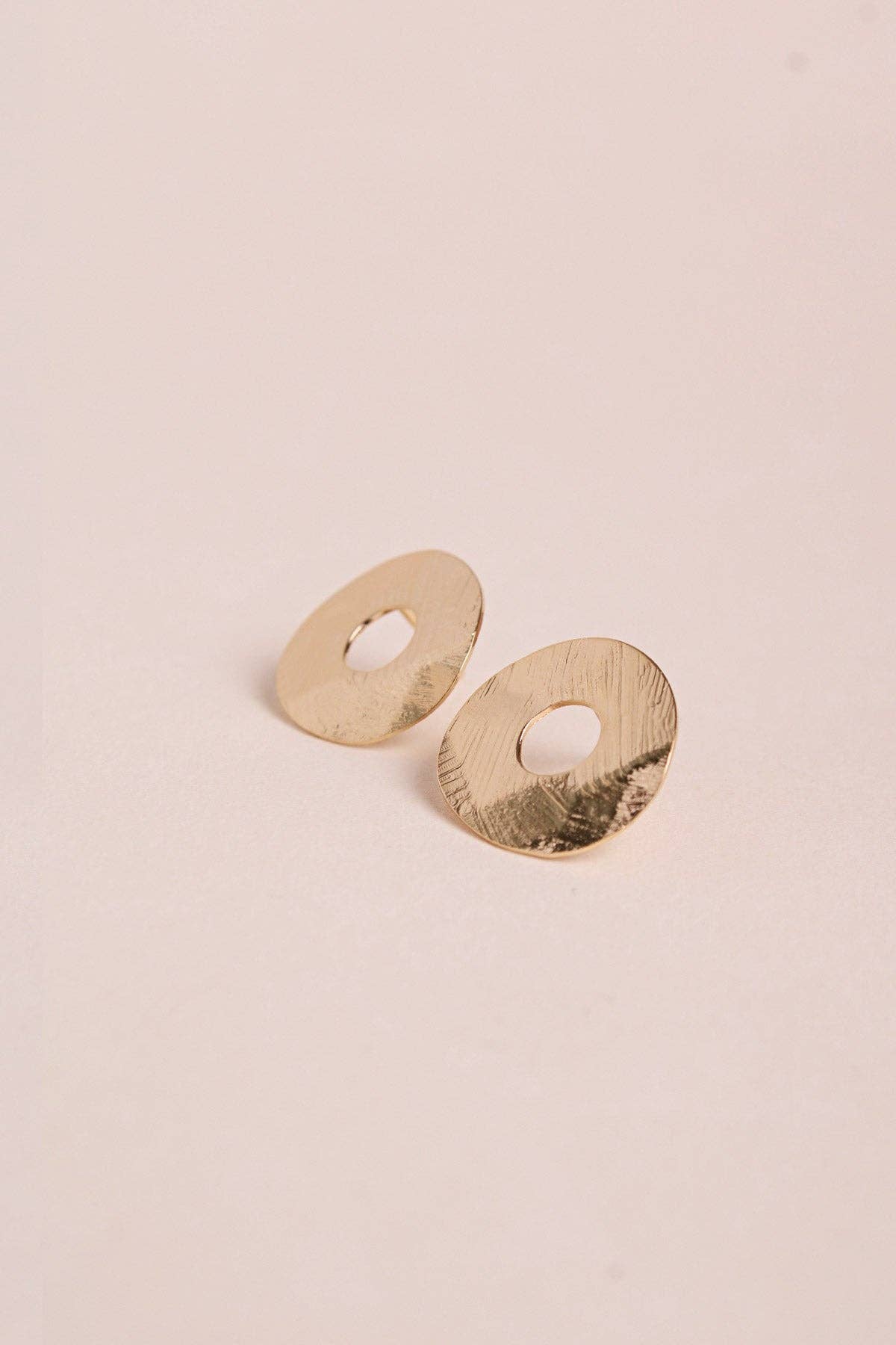 Waekura - Wholesale Stud/Post Earrings - Anda earrings