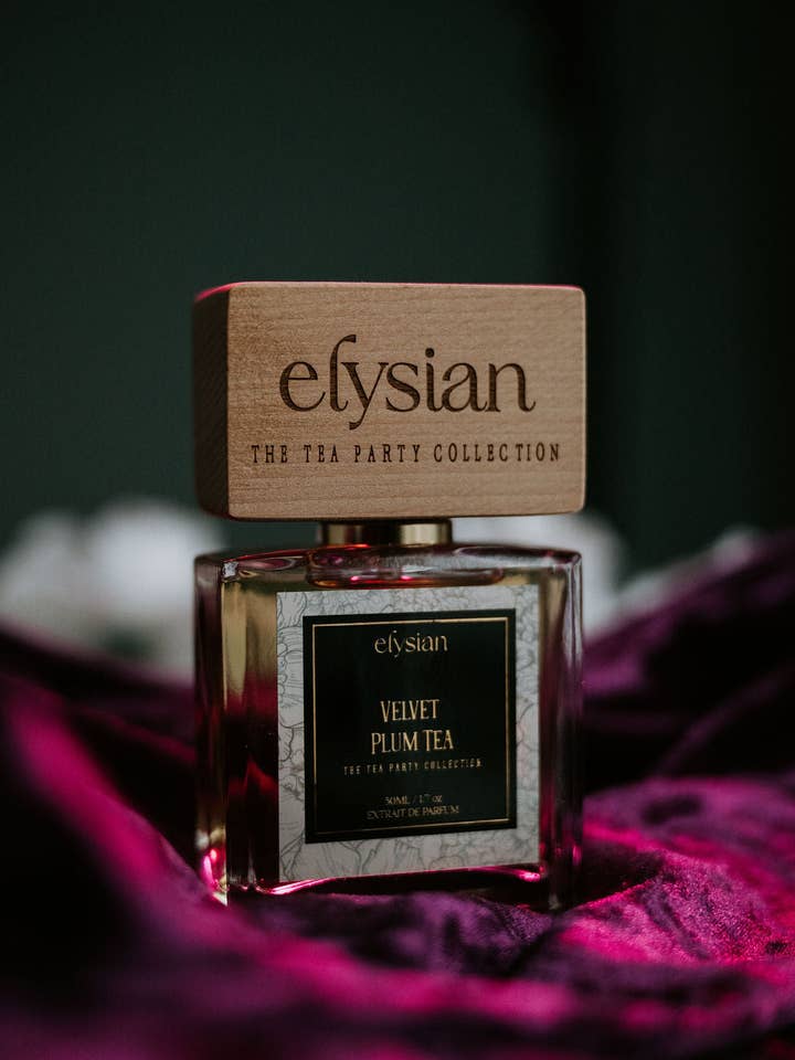 Thé Prune Velours pour la vente par Elysian Parfum