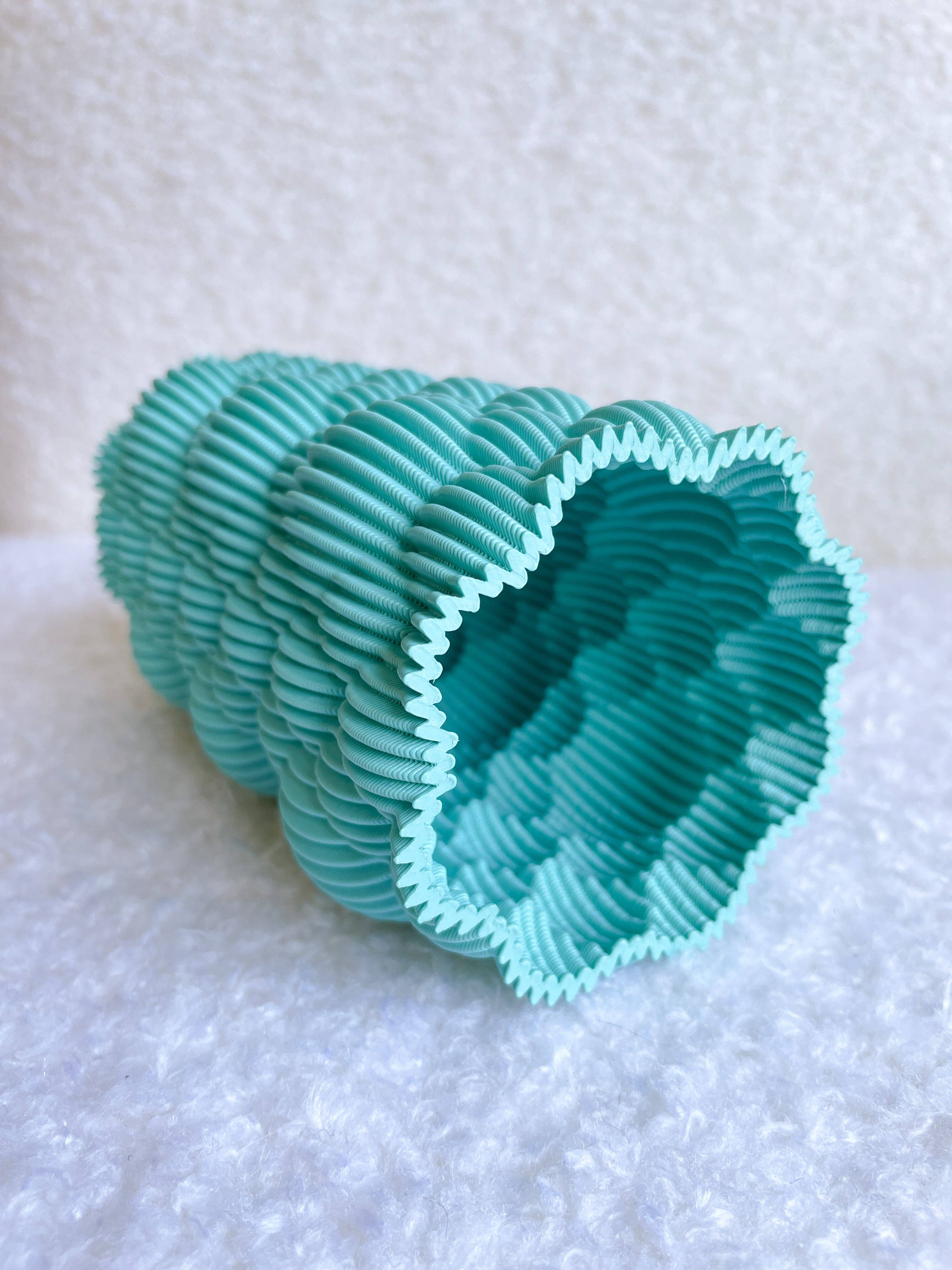 Me Make Pretty - Wholesale Vase - Bubble Vase35