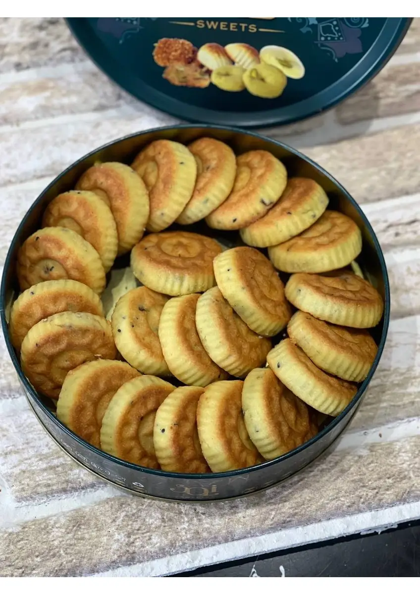 Pistest – wholesale Biscuit – Date Mamül is made of flour and semolina dough 1.65 lbs3